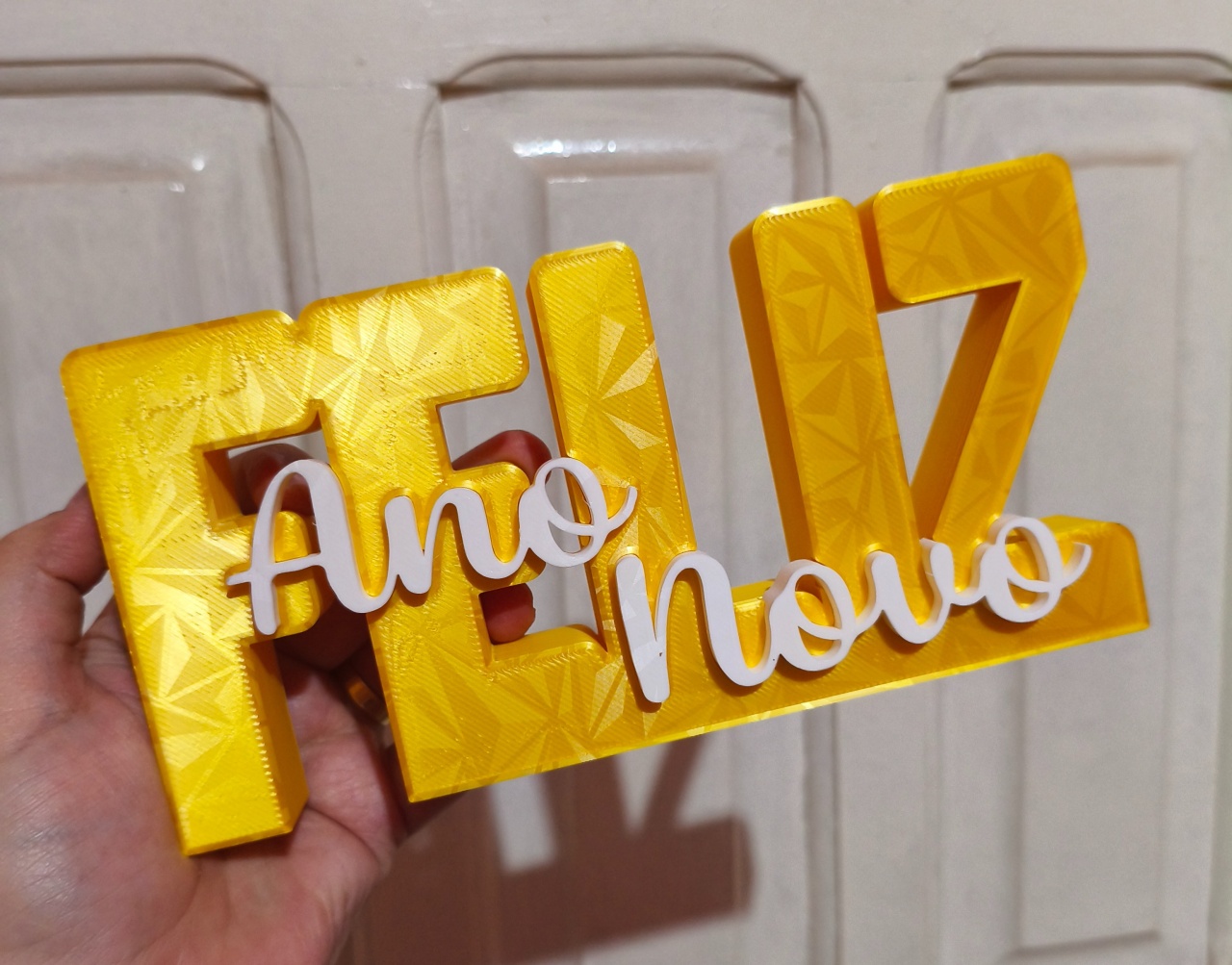 Feliz Aniversário Novo - Enfeite   - MAP