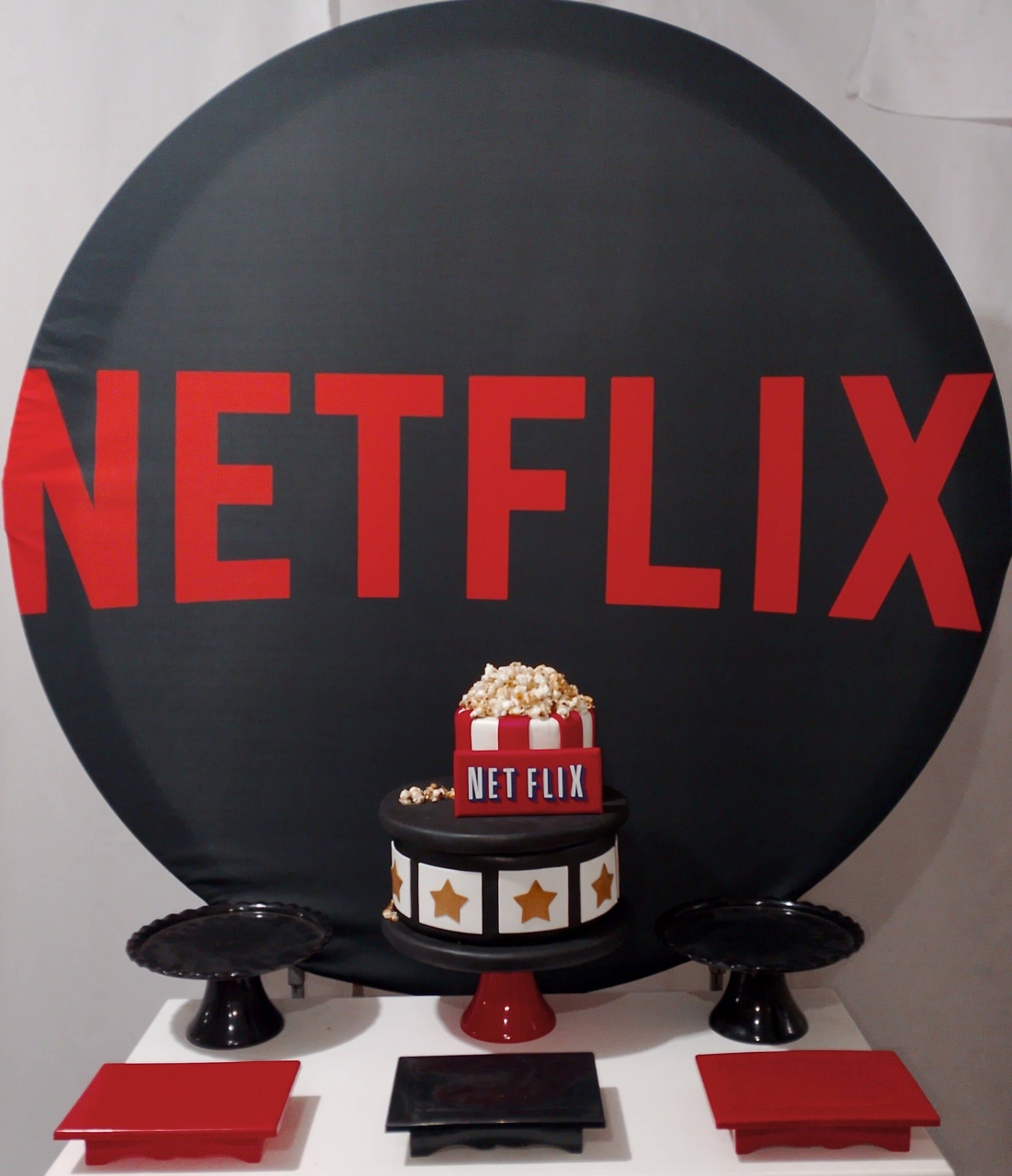 Kit Sem Mesa Netflix - Realize Decorações