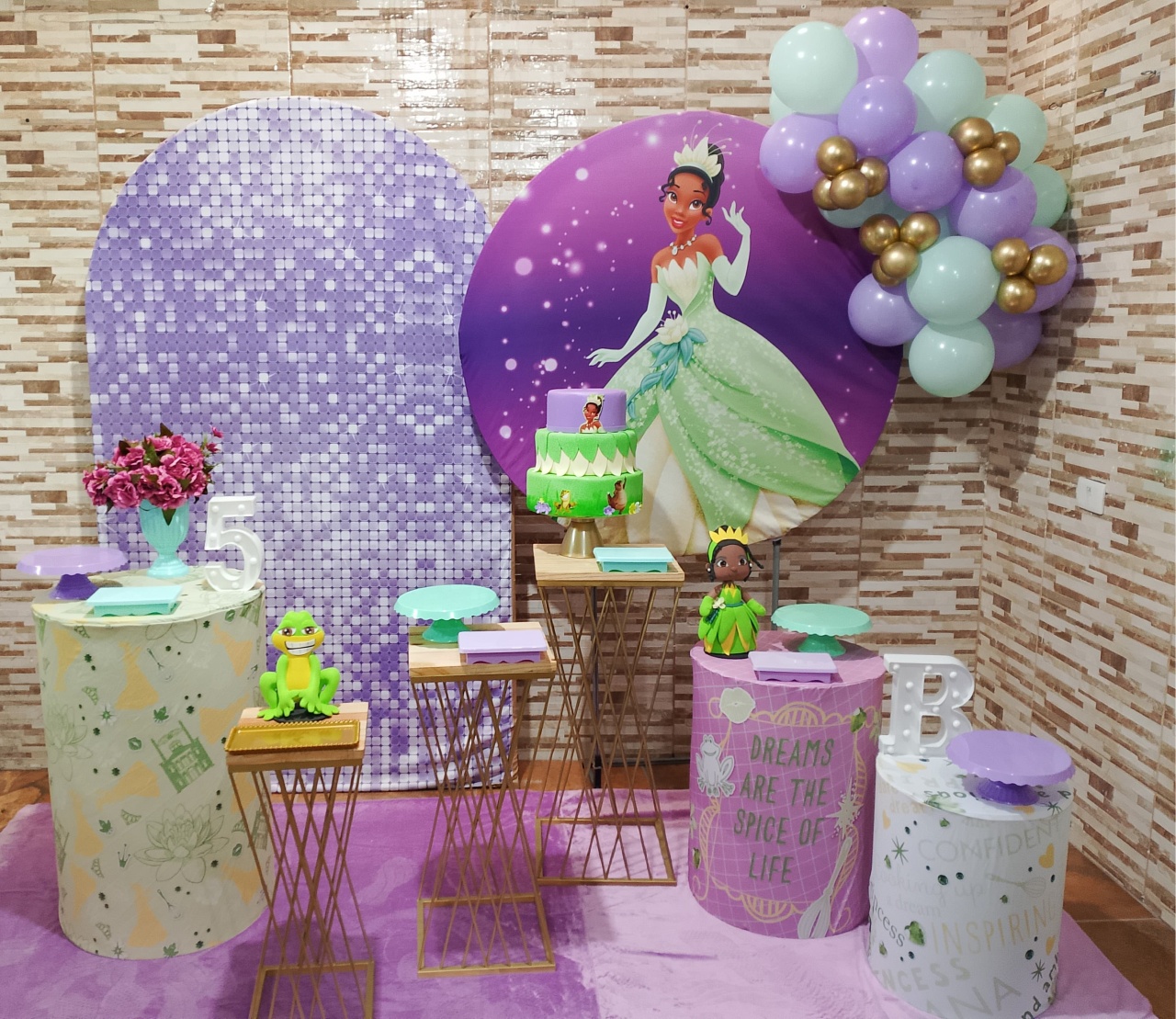 Pegue E Monte Princesa Tiana Luxo - Realize Decorações