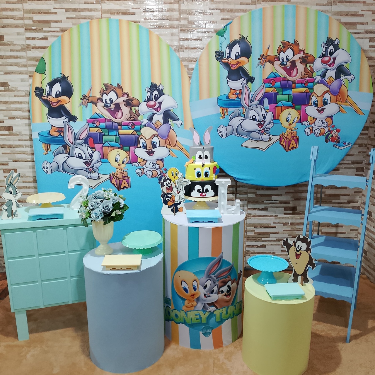 Pegue E Monte Looney Tunes Luxo - Realize Decorações