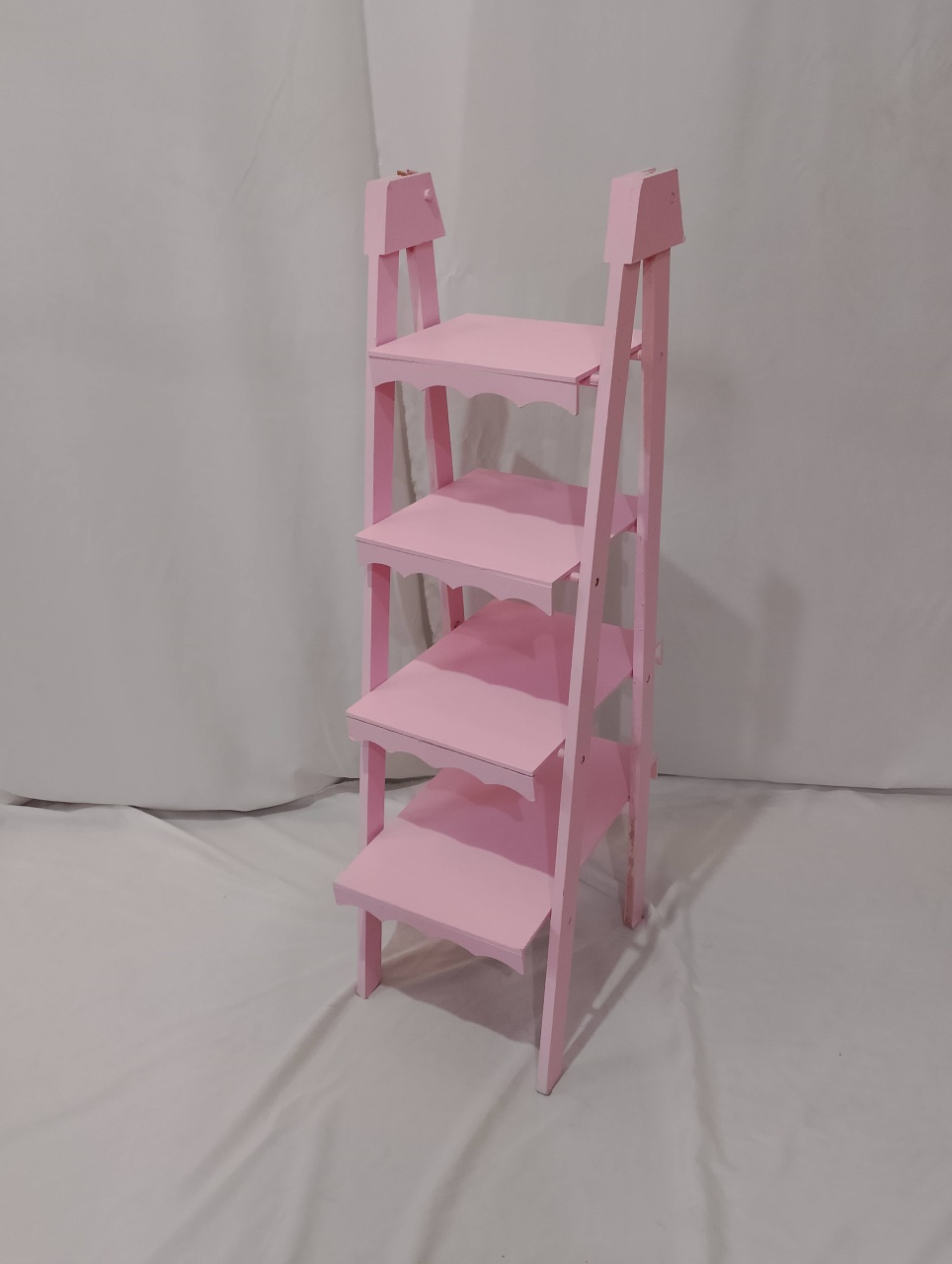 Escadinha Rosa - Realize Decorações