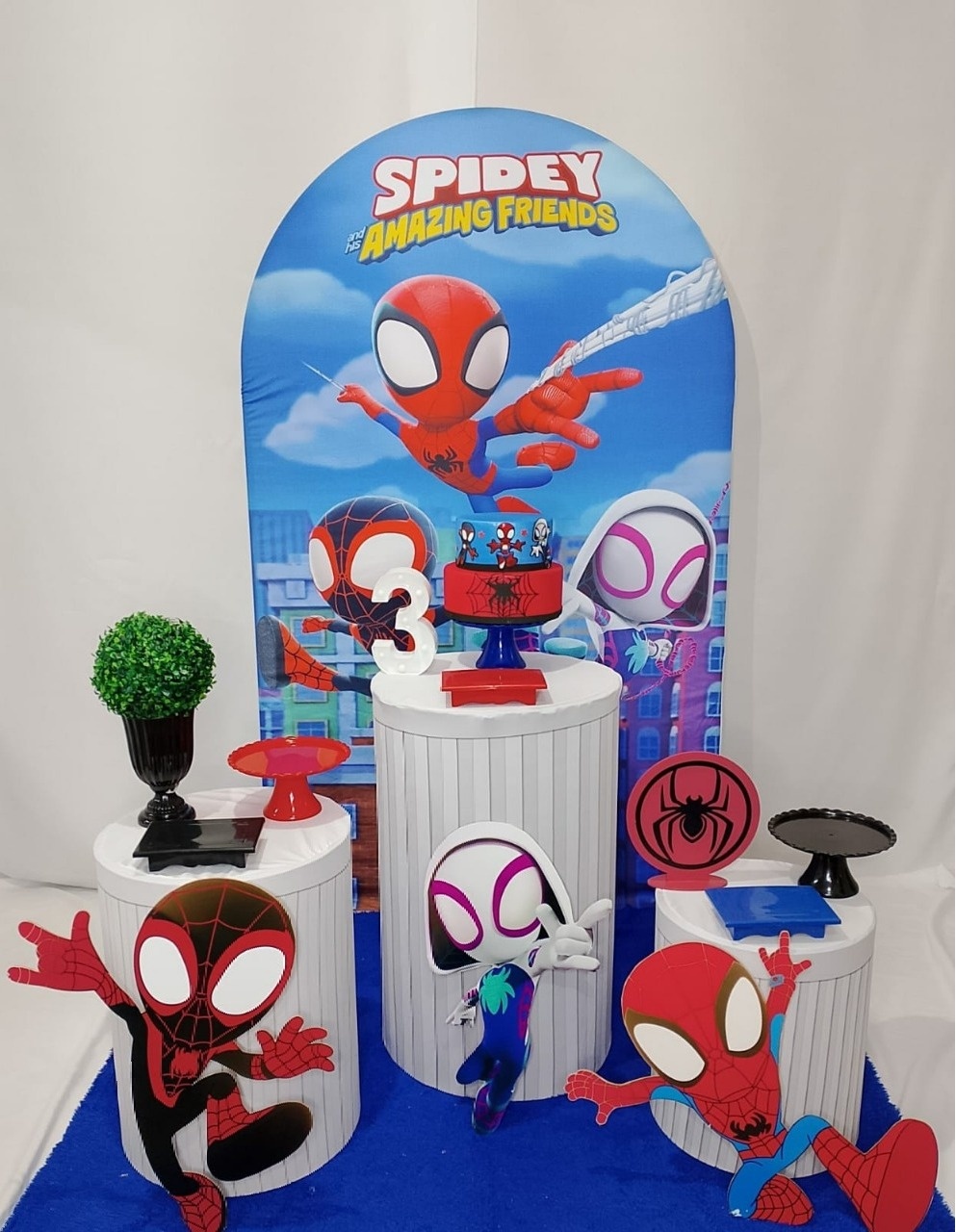 Pegue E Monte Spider E Seus Amigos  - Realize Decorações