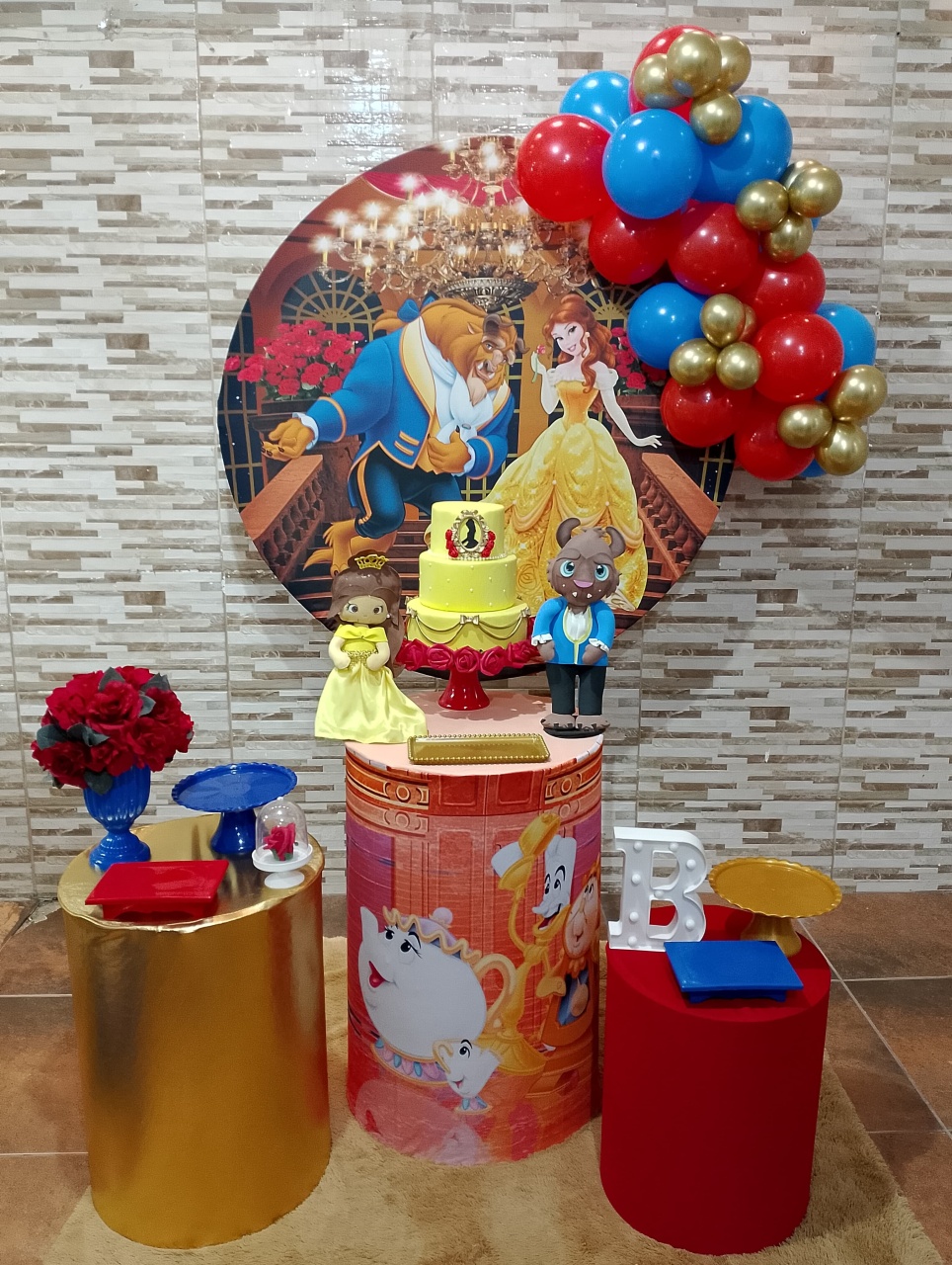 Pegue E Monte Bela  E A Fera - Realize Decorações