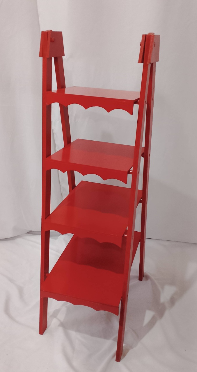 Escadinha Vermelha  - Realize Decorações