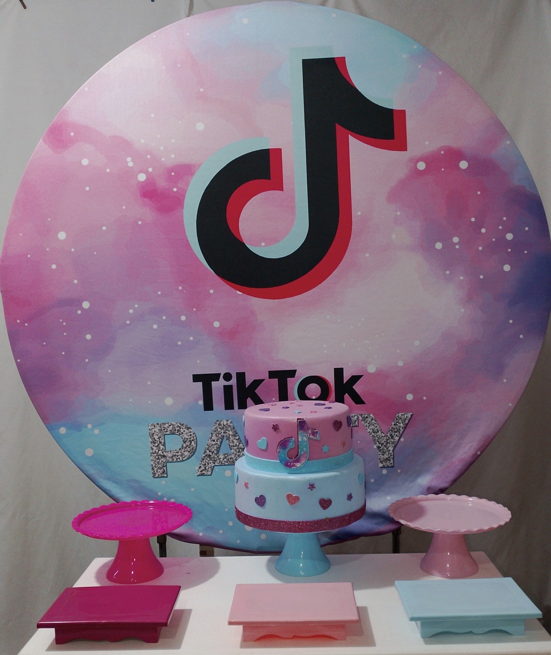 Kit Sem Mesa Tik Tok Rosa  - Realize Decorações