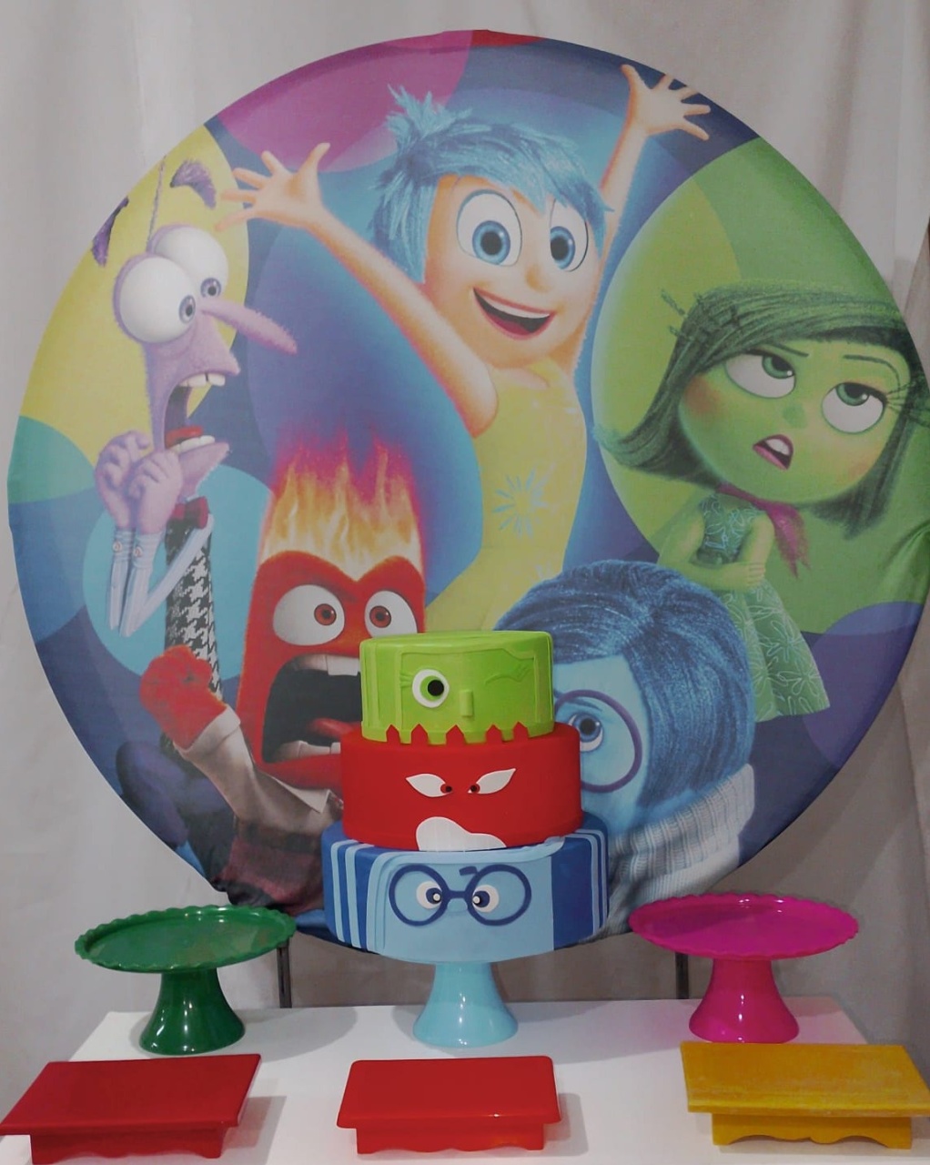 Kit Sem Mesa Divertidamente  - Realize Decorações