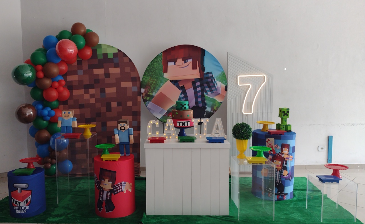 Pegue E Monte Minecraft Mega Luxo - Realize Decorações