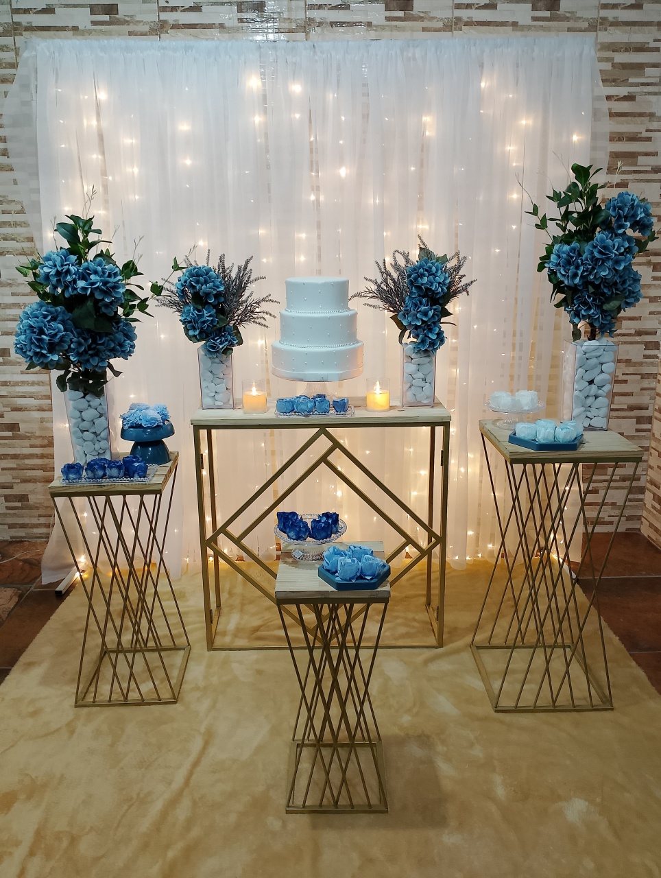  Casamento Com Montagem Azul 2 - Realize Decorações
