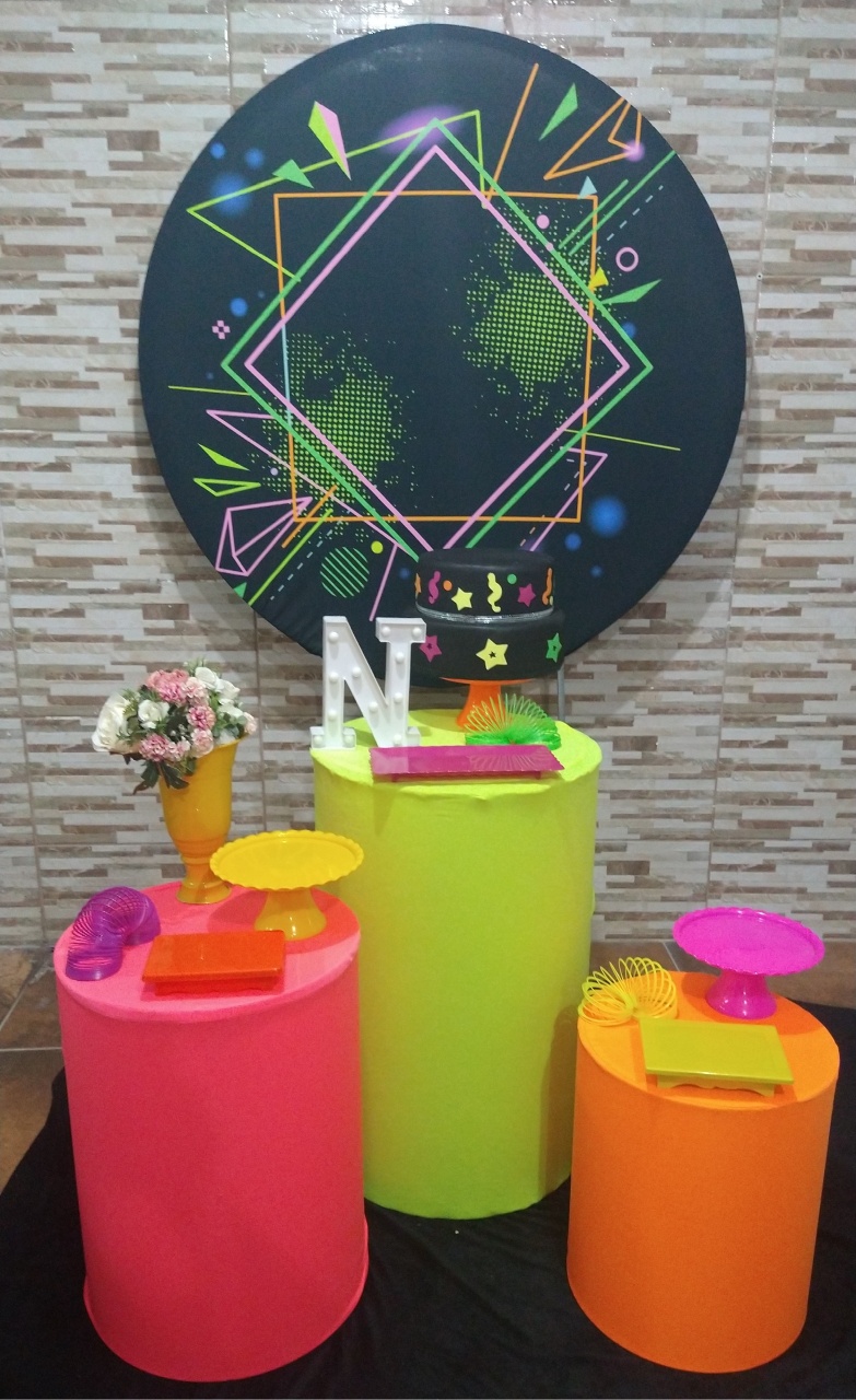 Pegue E Monte Neon 1 - Realize Decorações