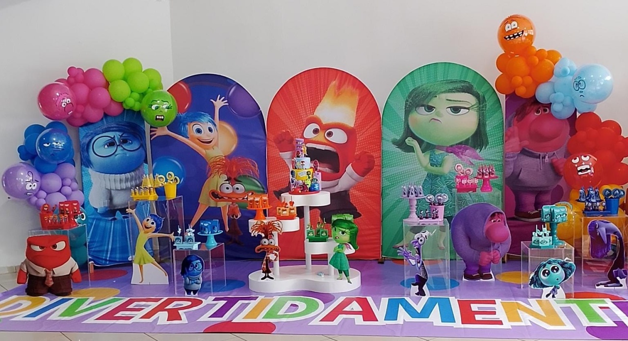 Pegue E Monte Divertidamente Mega Luxo - Realize Decorações