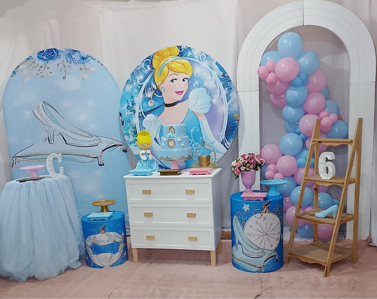 Pegue E Monte Cinderela Luxo 1 - Realize Decorações