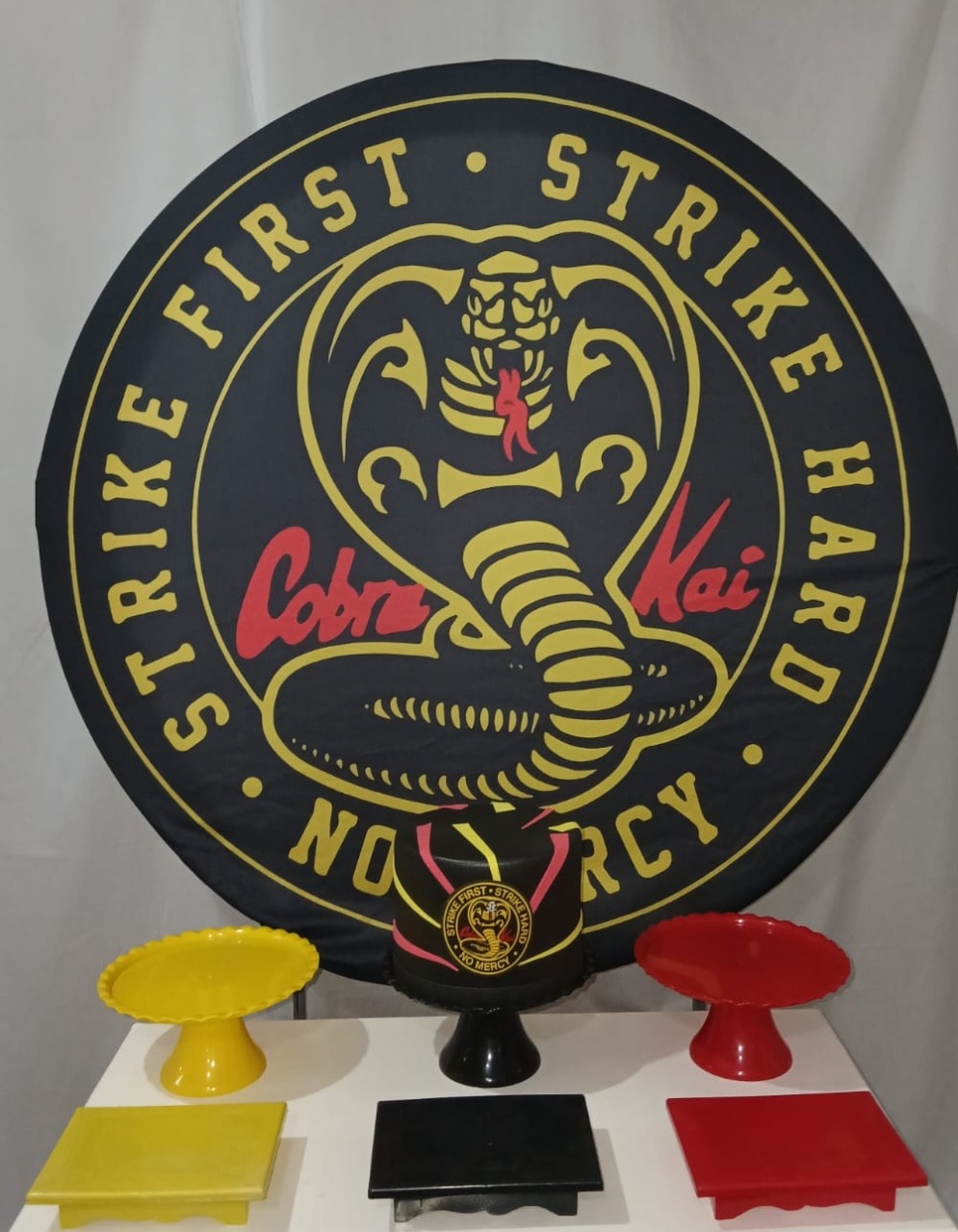 Kit Sem Mesa Cobra Kai - Realize Decorações