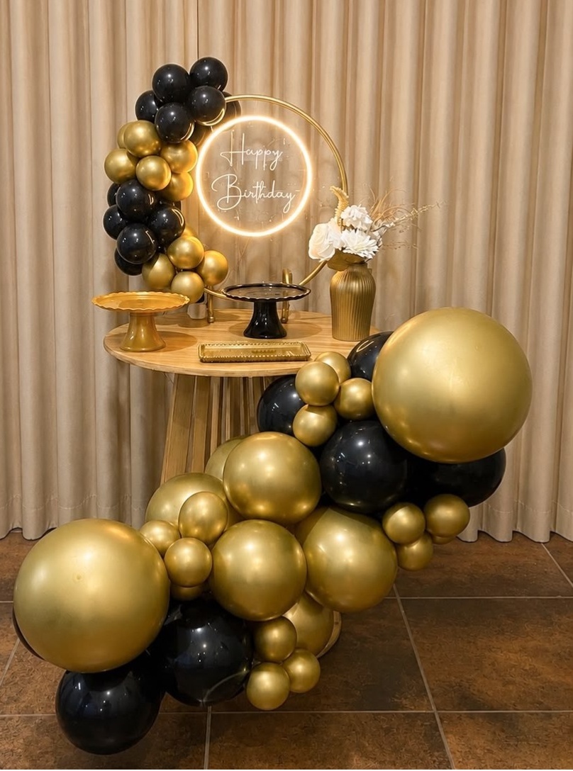 Kit Mesa Pegue E Monte Preto E Dourado - Realize Decorações