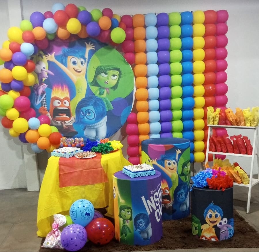 Kit Divertidamente  - Cris Eventos 