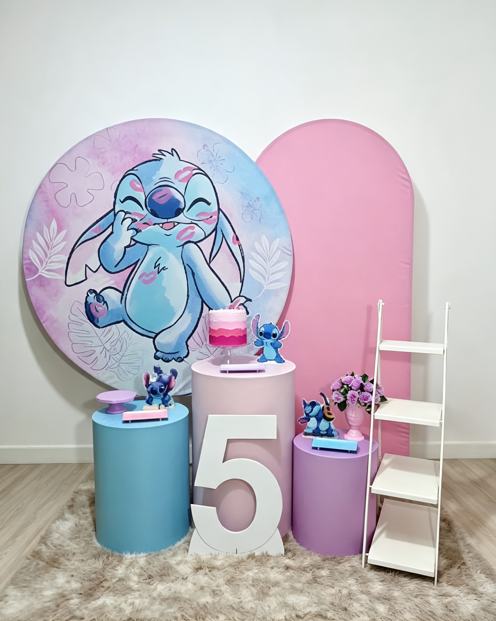 Stitch Beijinho - Kit 2 + Escadinha E Número - Juntosparasempre 