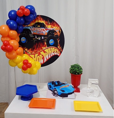 Hotwheels - Festa Na Mesa  - Juntosparasempre 