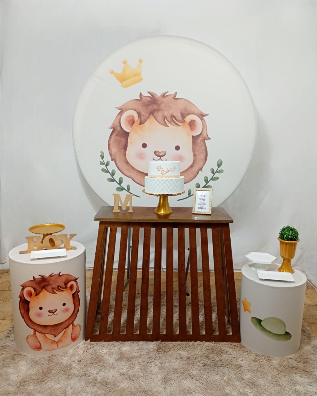 Leãozinho + Escada de Lembracinha  E Painel Romano - Juntosparasempre 