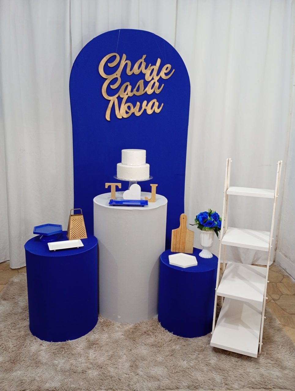 Chá de Casa Nova Azul Royal Com Branco - Escada de Lembrancinha  - Juntosparasempre 