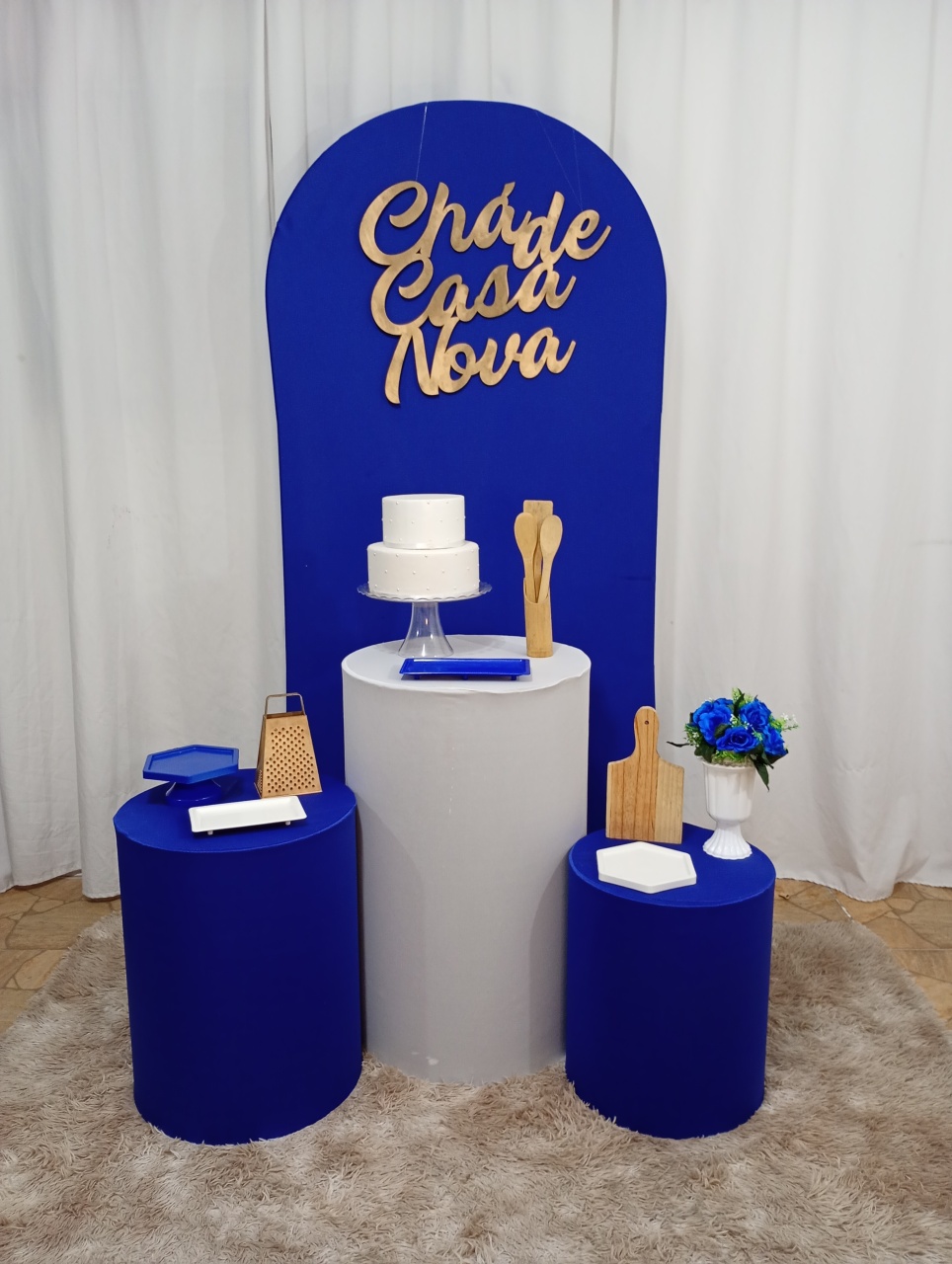 Chá de Casa Nova Azul Royal Com Branco  - Juntosparasempre 