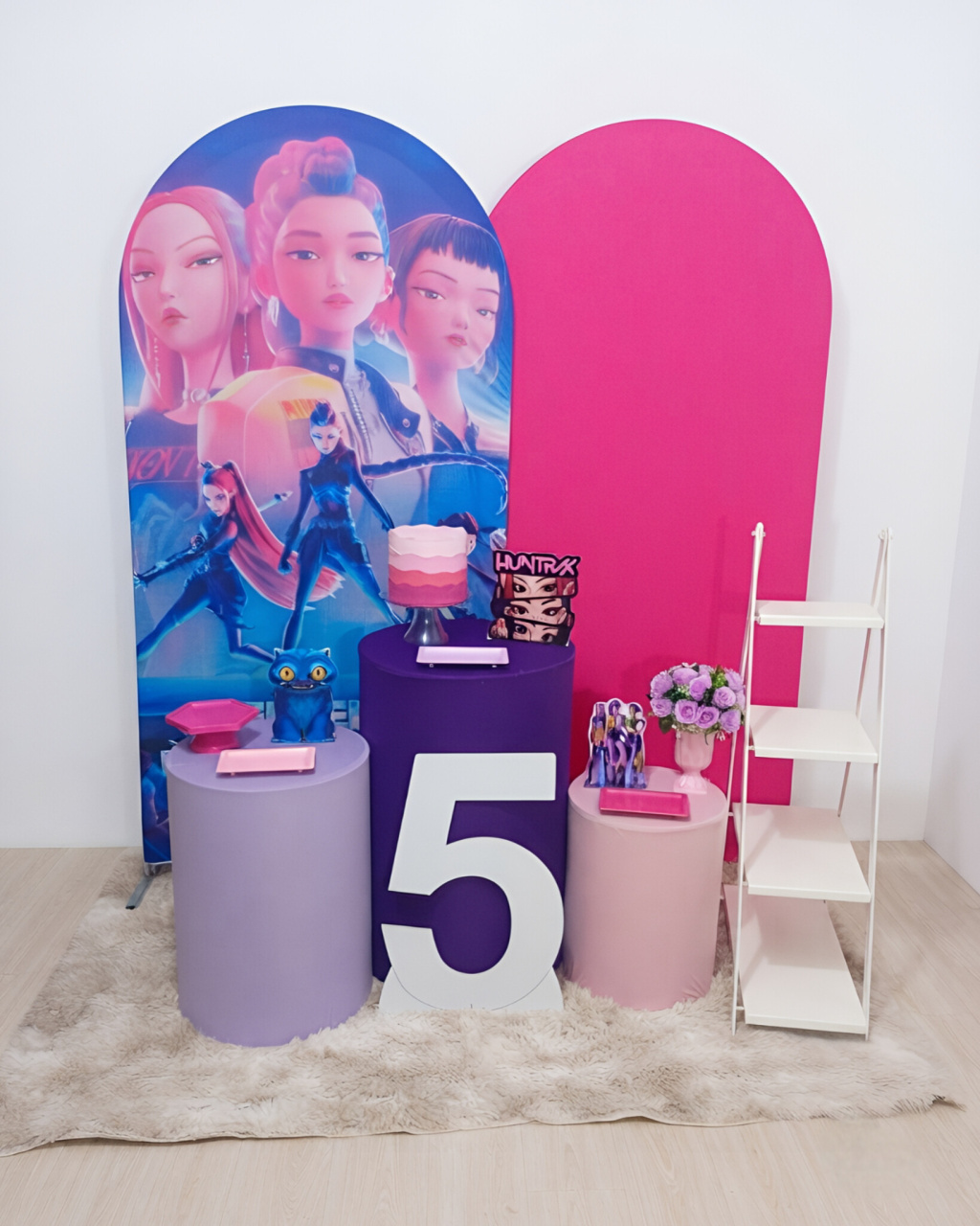 Guerreiras Do K-Pop - Kit 2 + Escadinha E Número - Juntosparasempre 