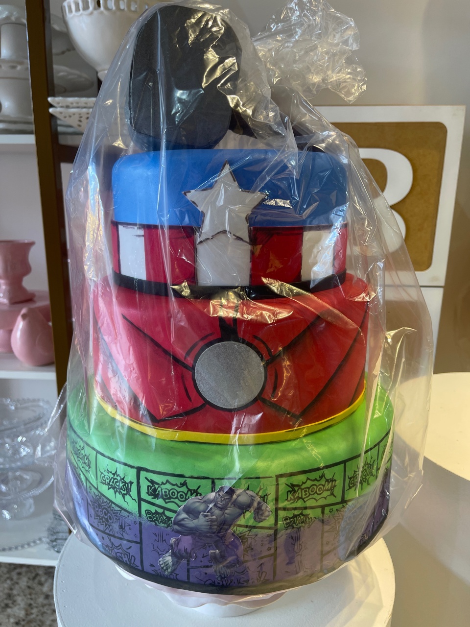 Bolo Fake Vingadores - Grace Festas Store 