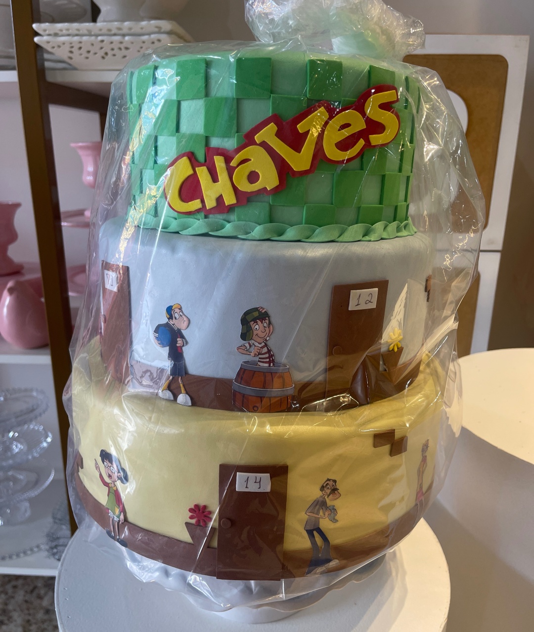 Bolo Fake Chaves - Grace Festas Store 