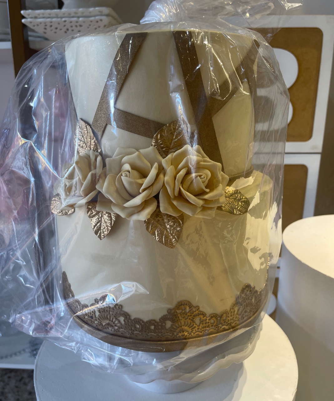 Bolo Fake Adulto Dourado - Grace Festas Store 