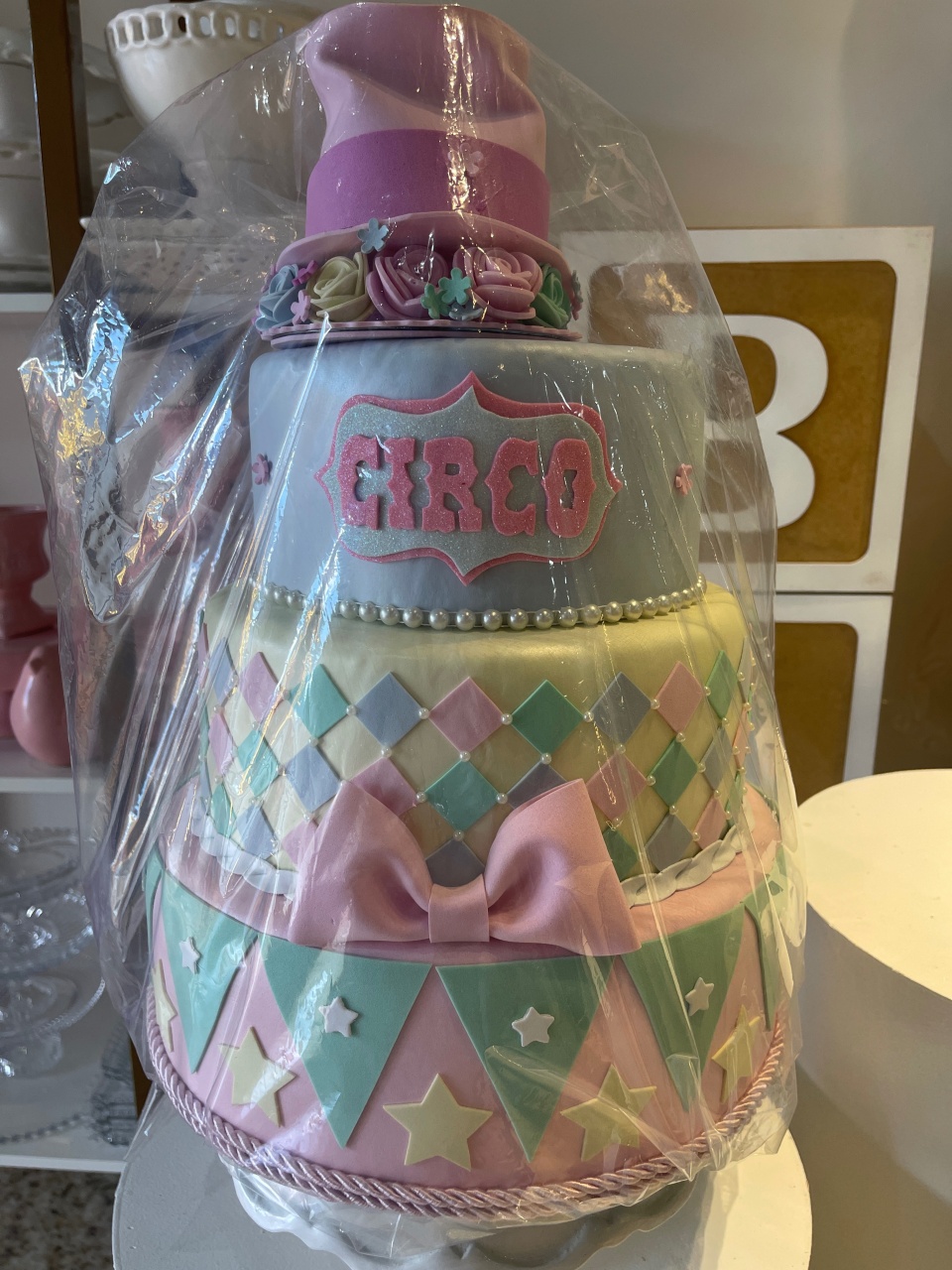 Bolo Fake Circo Rosa - Grace Festas Store 