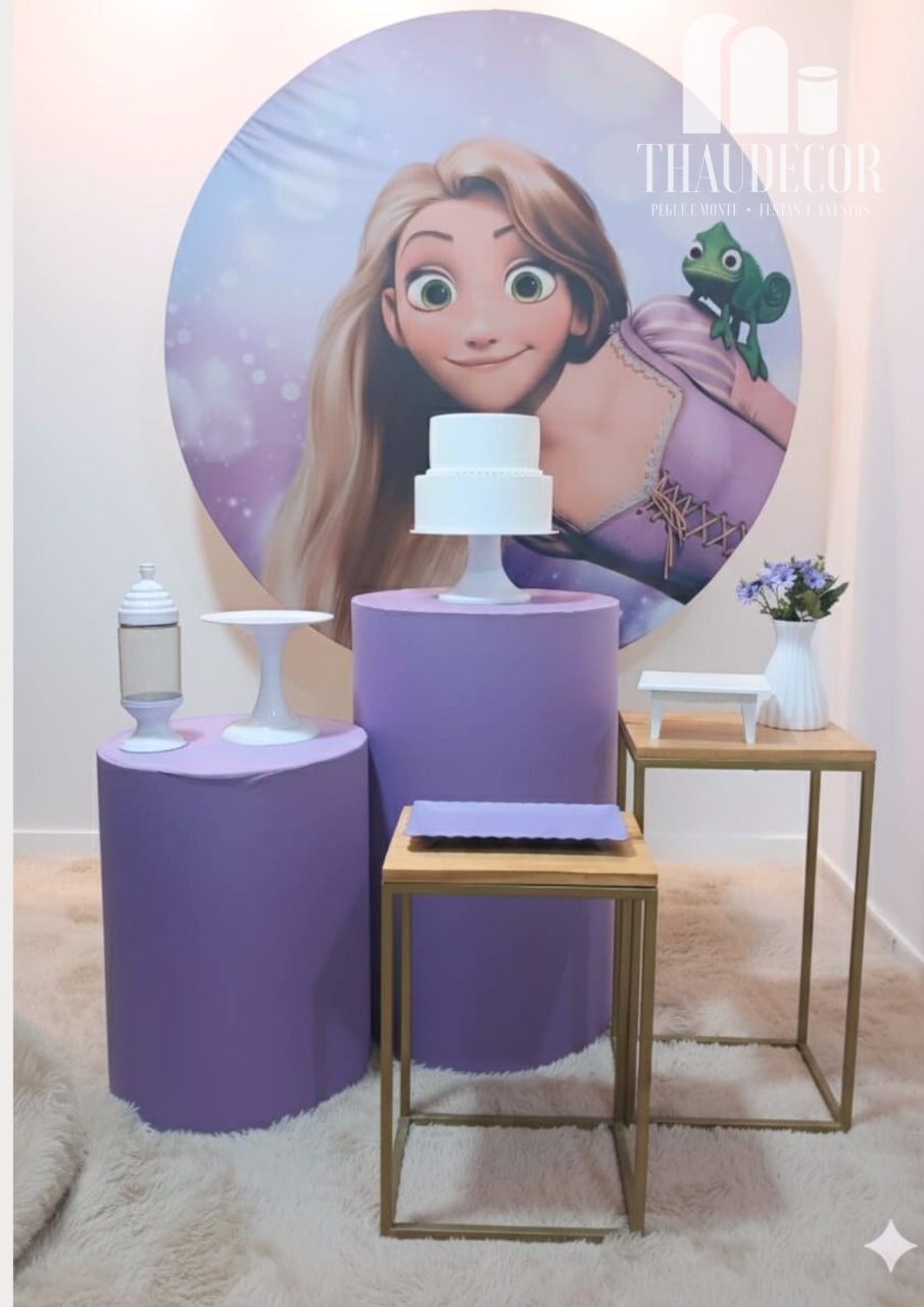 Rapunzel Com Mesas de Ferro  - ThauDecor