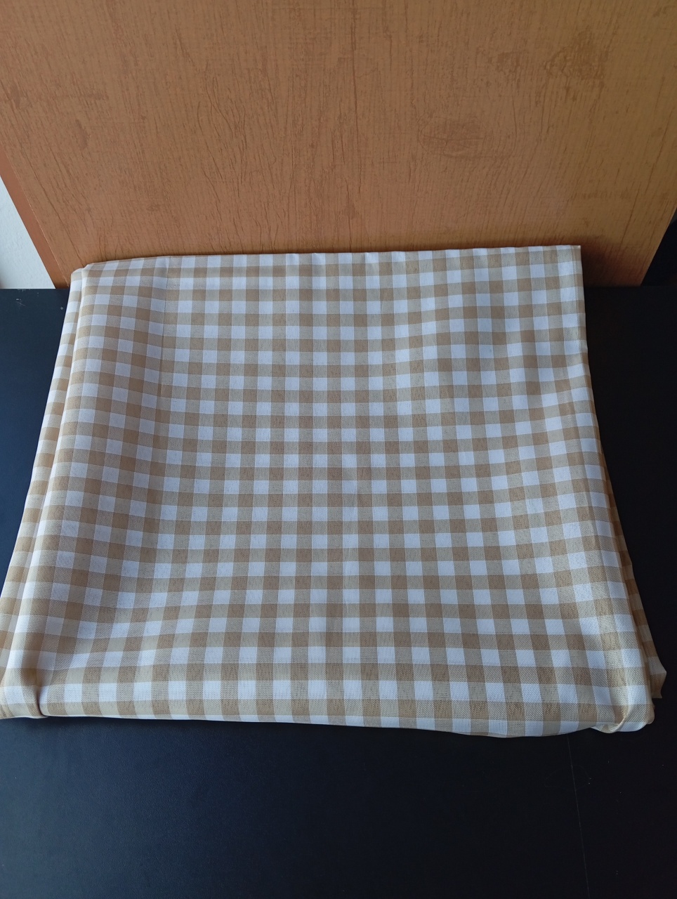 Toalha de Mesa Marrom Quadriculada  - Festou