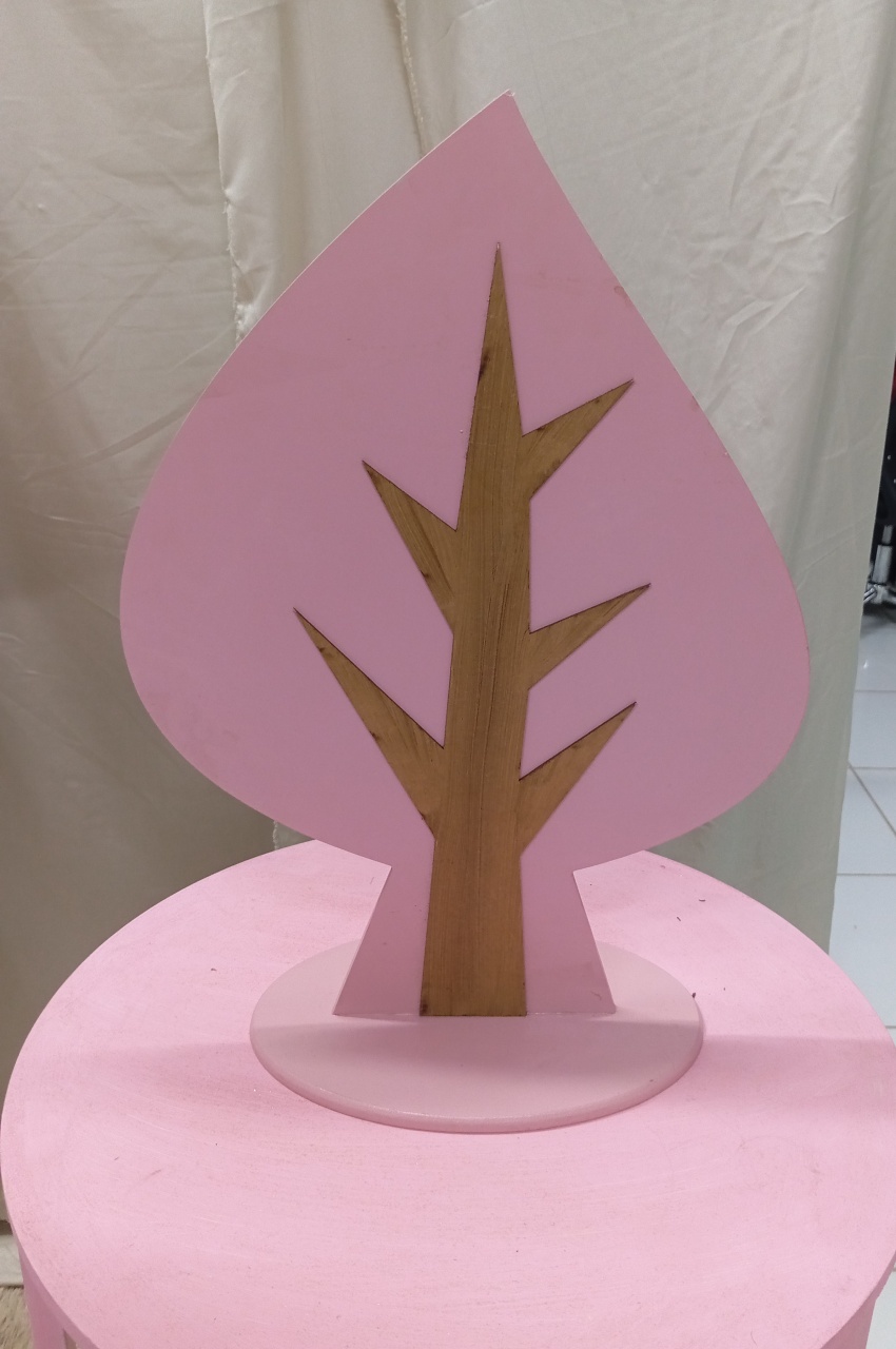 Arvore Rosa Grande  - Festou