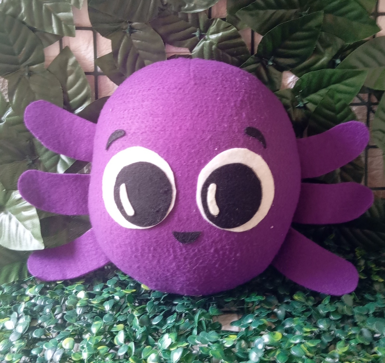 Bolo Fofo ( Roxo 💜 ) - Mada festa pegue monte locação 