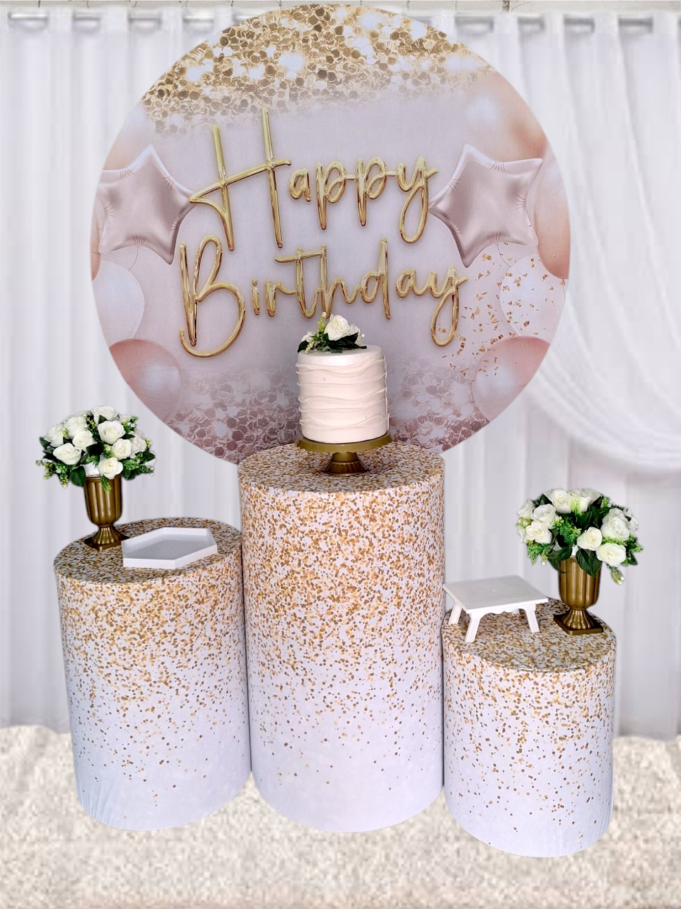 Happy Birthday Branco E Dourado+Tapete + Bolo Fake - Pegue e monte Festança 