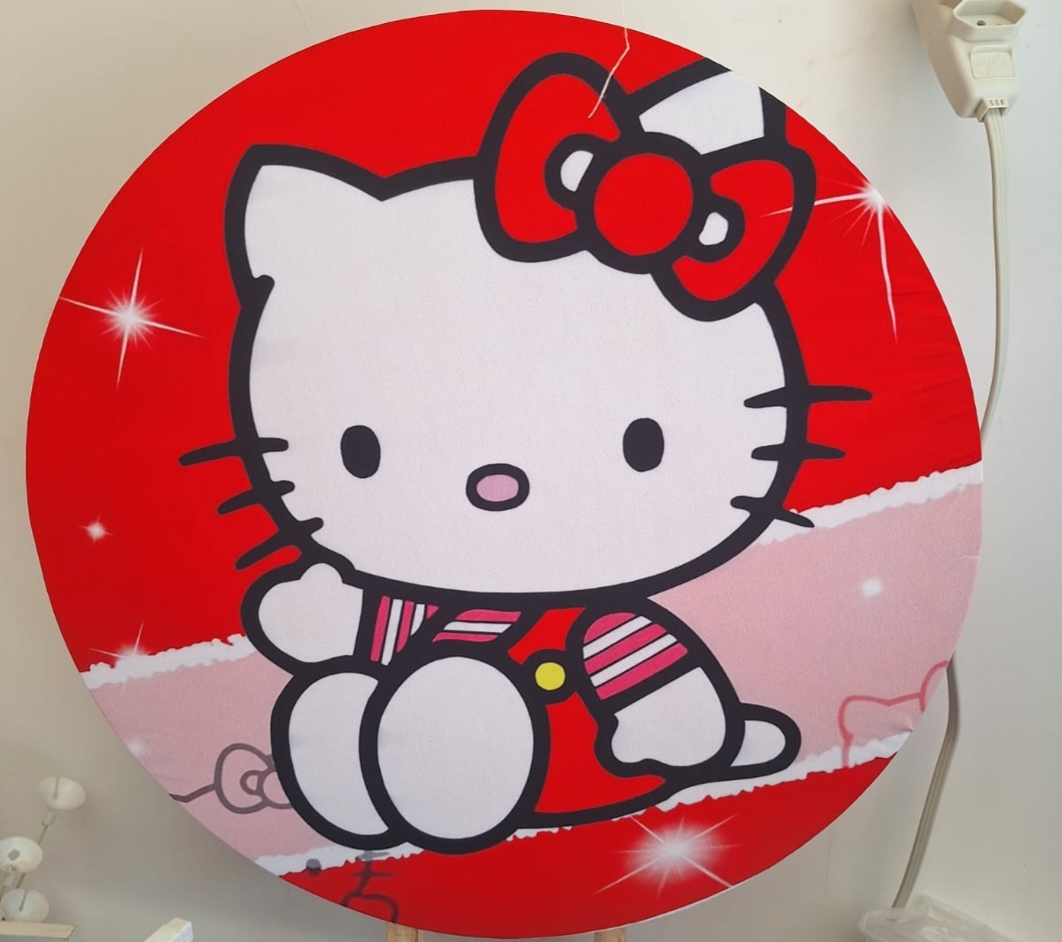 Mini Painel Hello Kitty Vermelha - Pegue e monte Festança 