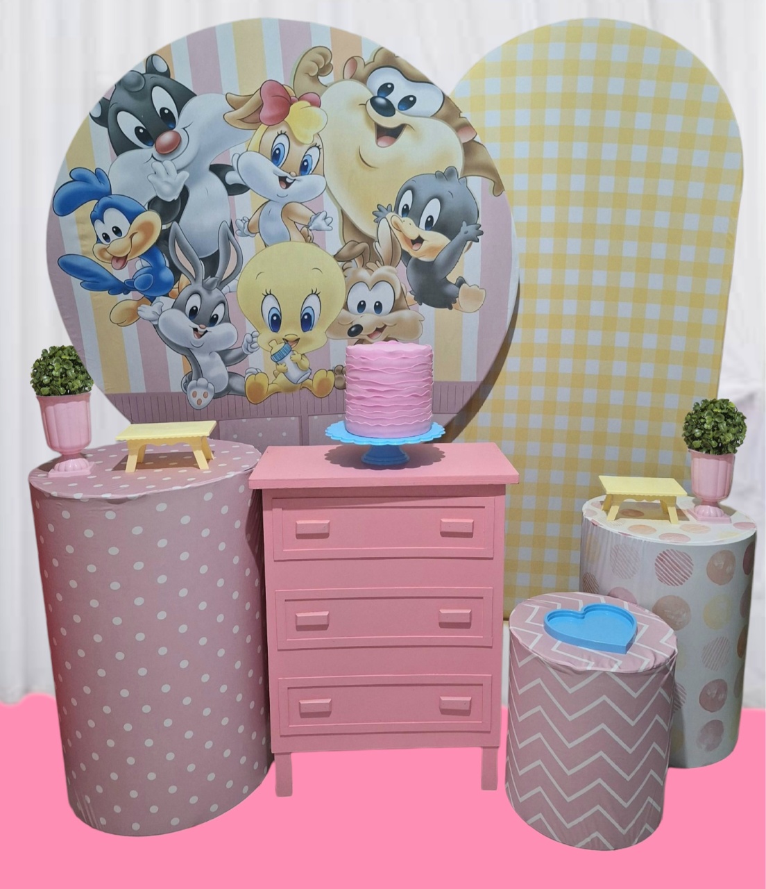 Baby Looney Tunes Rosa Premiun - Pegue e monte Festança 