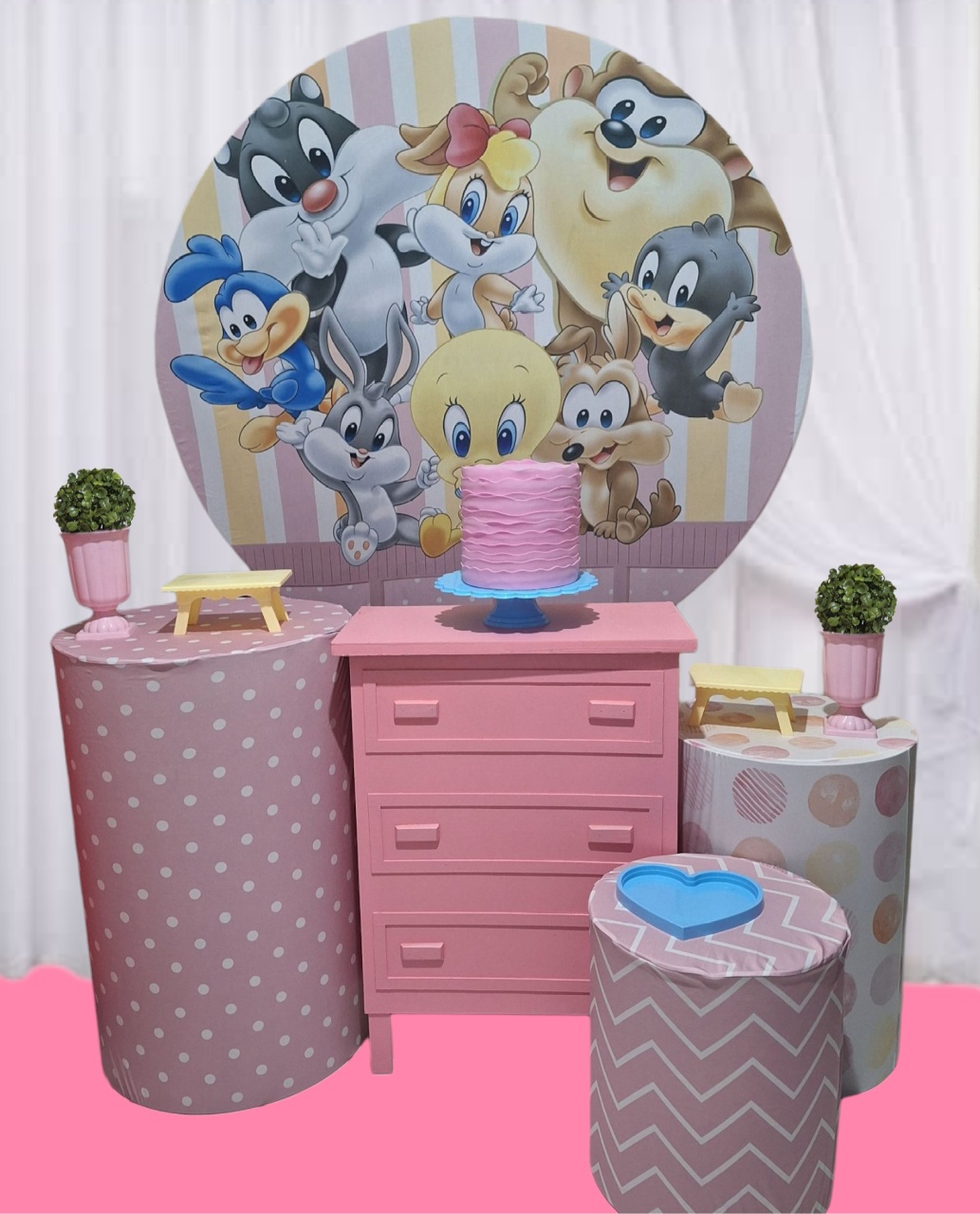 Baby Looney Tunes Rosa Profissinal - Pegue e monte Festança 