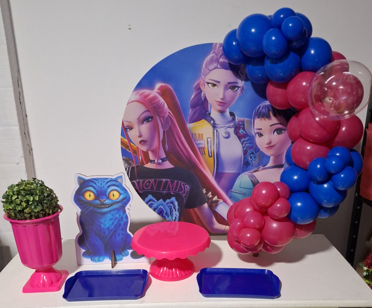 Festa Na Mesa Guerreiras Do K-Pop - Pegue e monte Festança 
