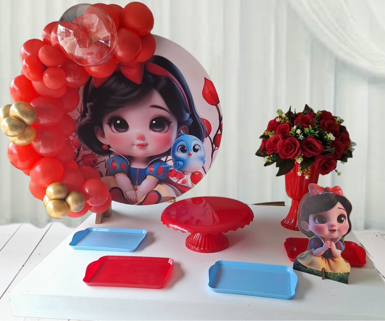 Festa Na Mesa Branca de Neve Cute Com Balões - Pegue e monte Festança 