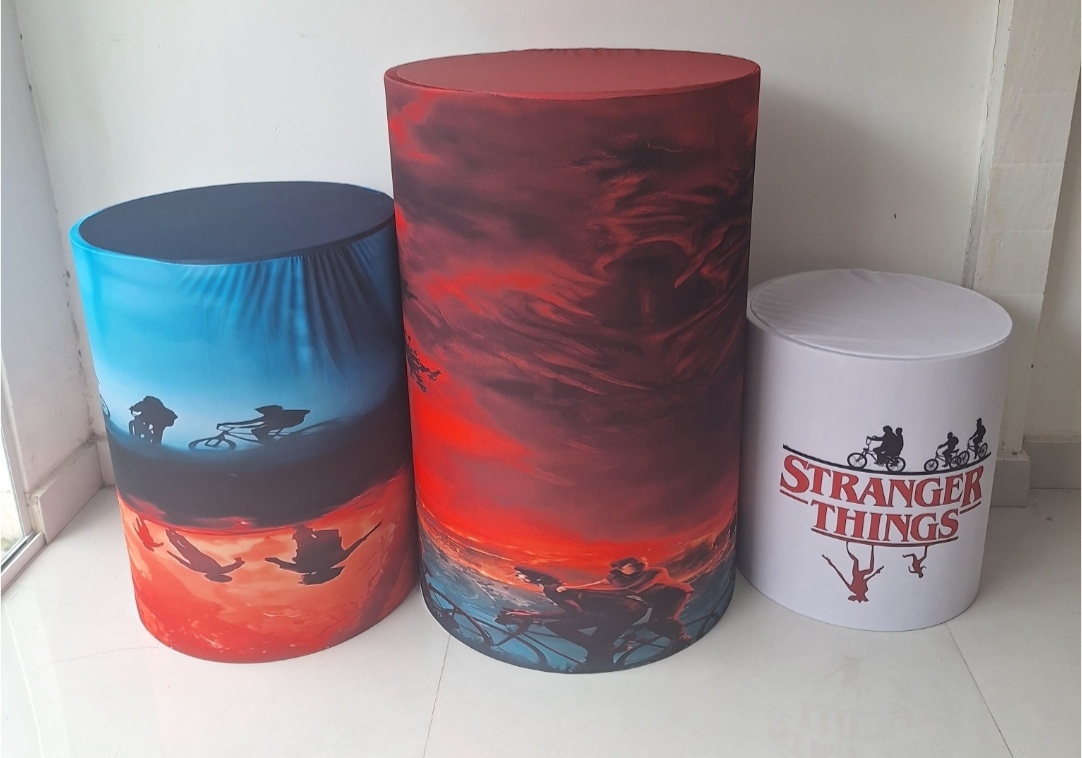 Capas Cilindros Stranger Thigs - Pegue e monte Festança 