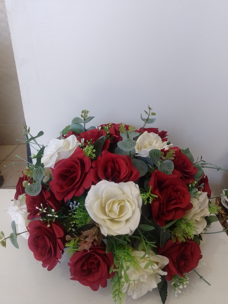 Arranjo Flor Branco Com Vinho - Lena Fest