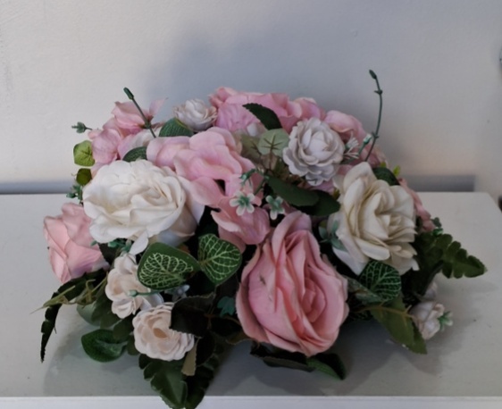 Arranjo de Flores Rosas Com Branco - Lena Fest