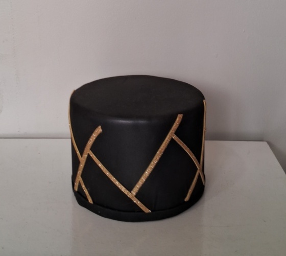 Bolo Preto Doirado - Lena Fest