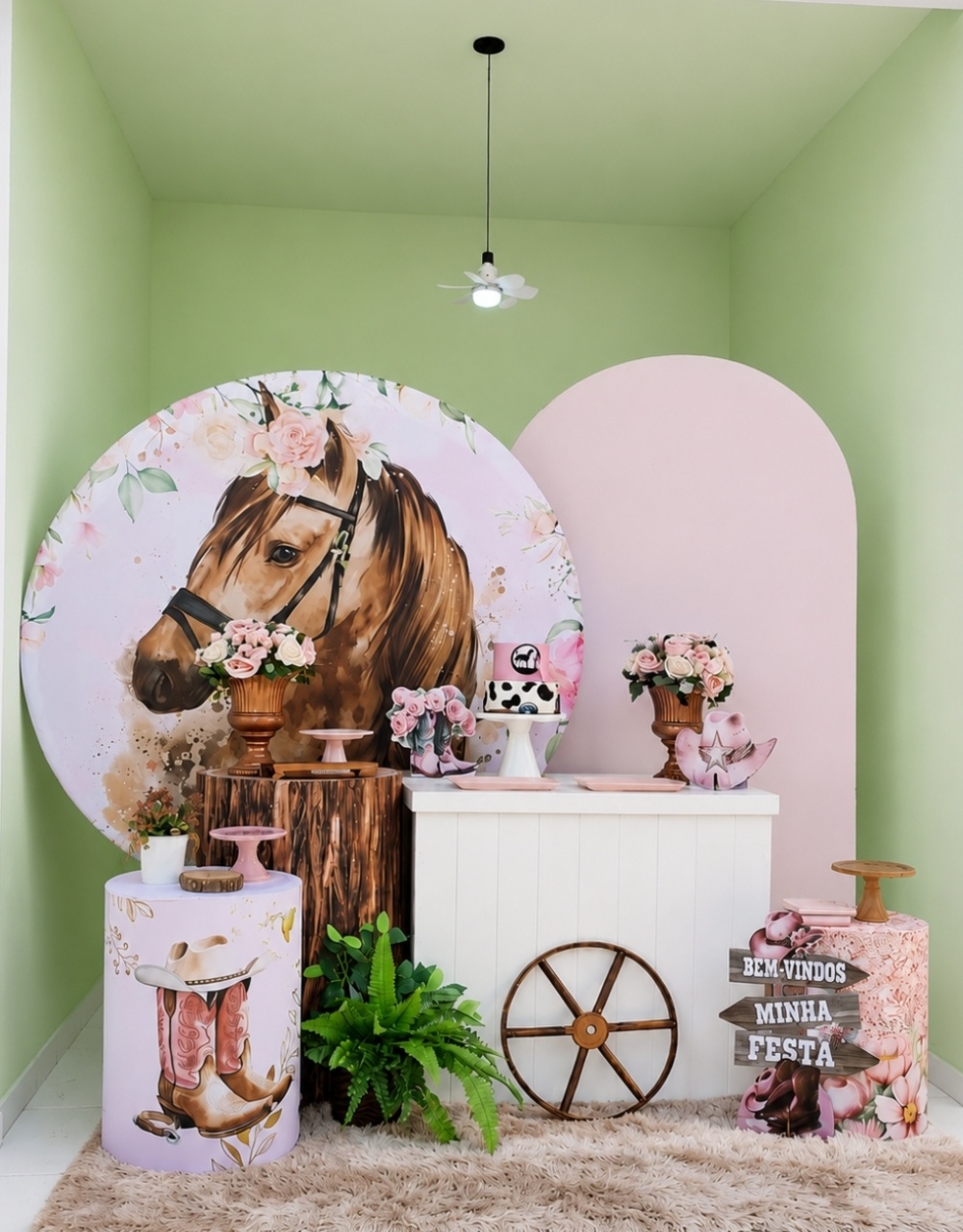 Decoração Cavalo Rosa - Lena Fest