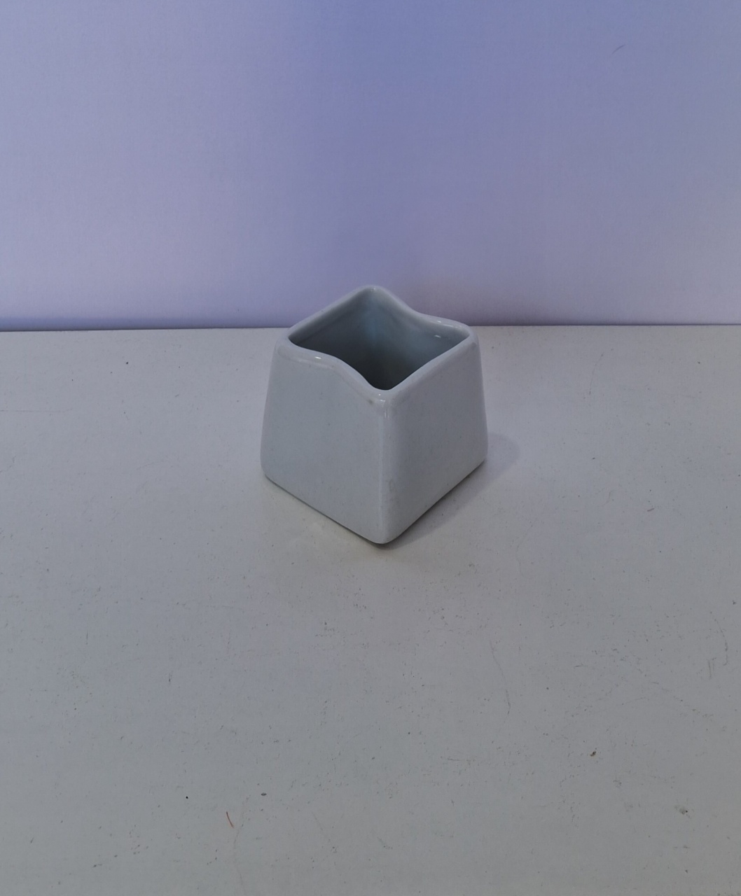 Vaso Branco Quadrado Pequeno - Lena Fest