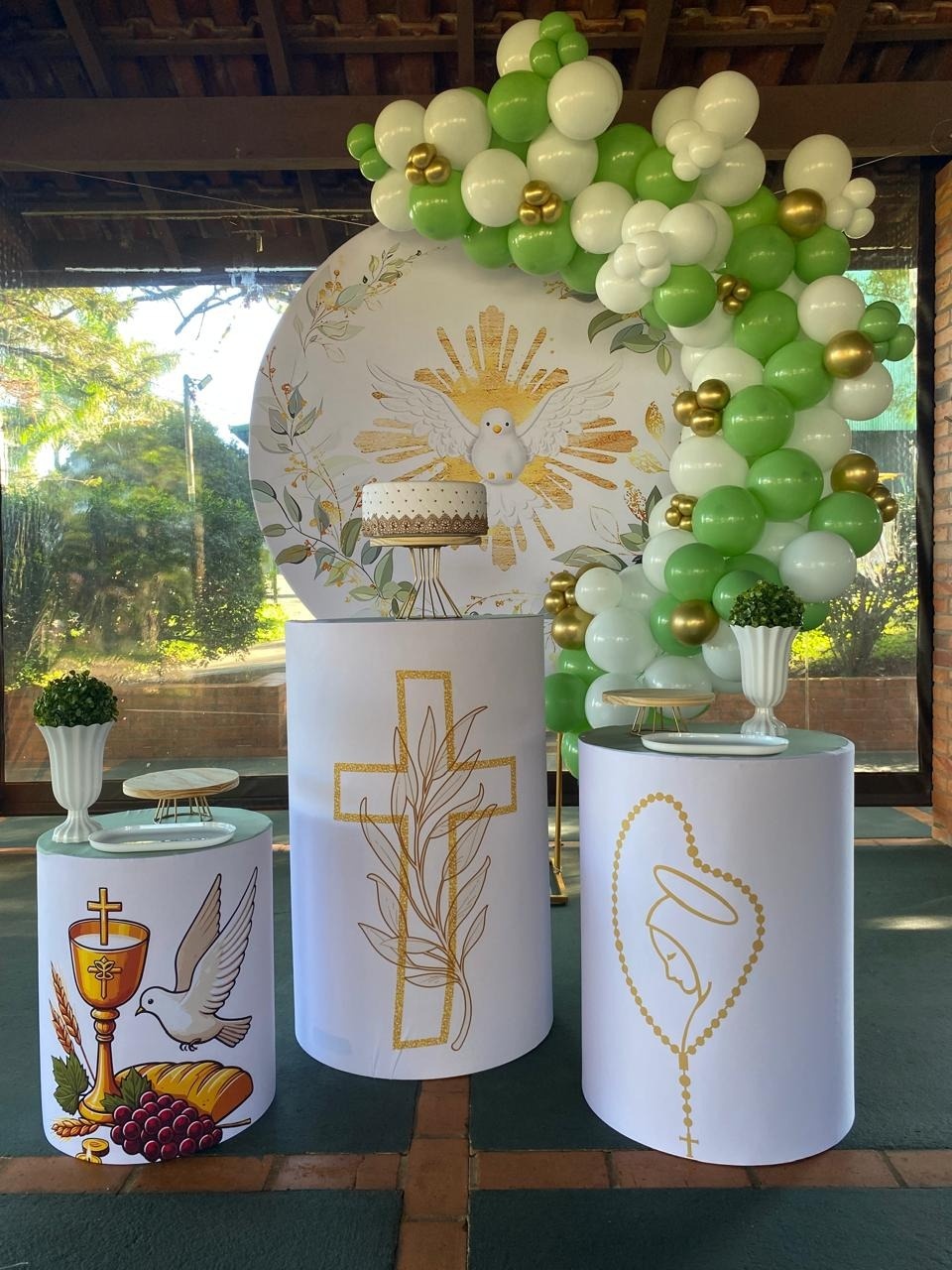 Tema Eucaristia - R&A Pegue e Monte