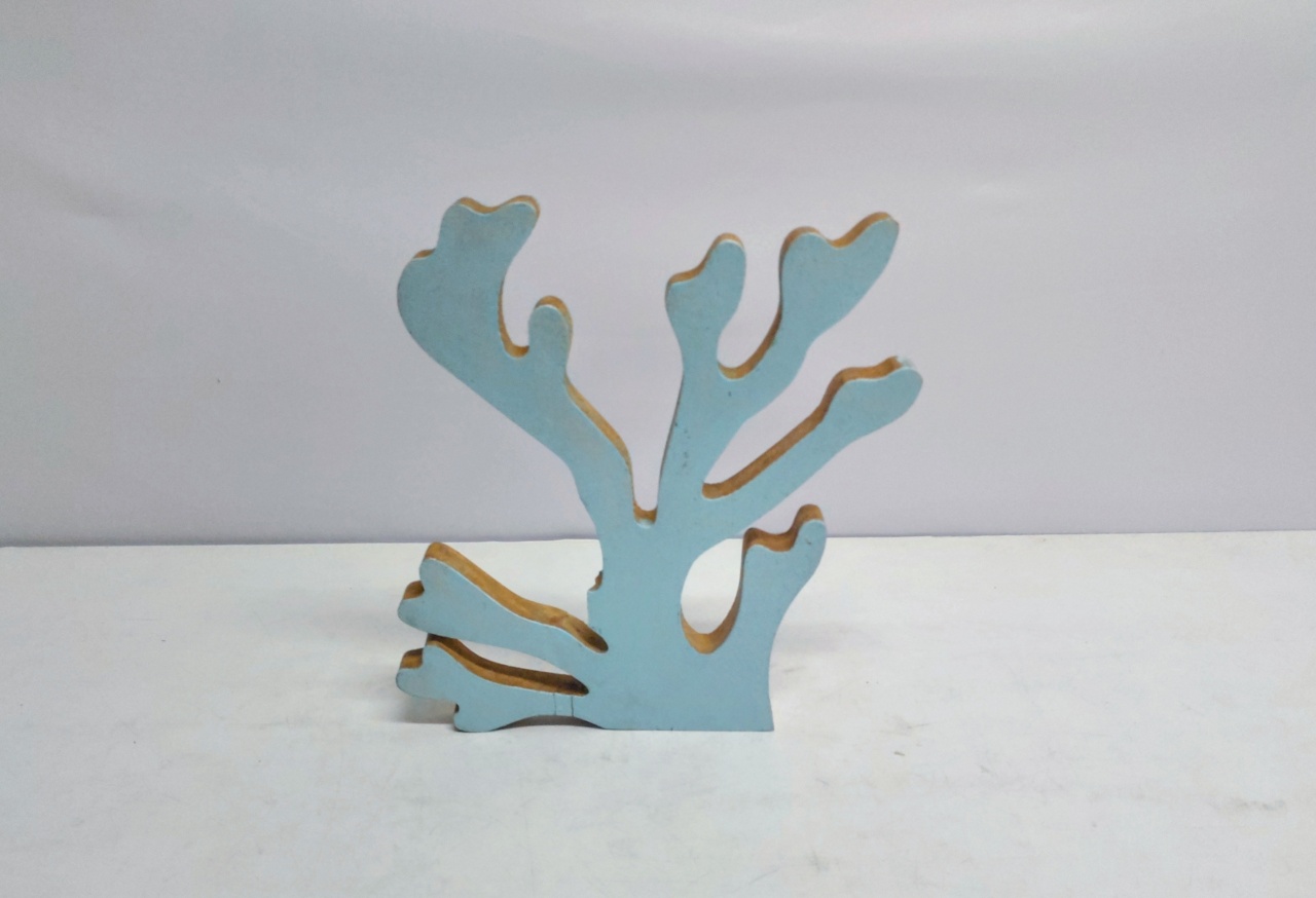 Totem Coral 3D Mdf Azul Claro 28Cm Alt X 24Cm Larg  - BB Festas Aluguel 