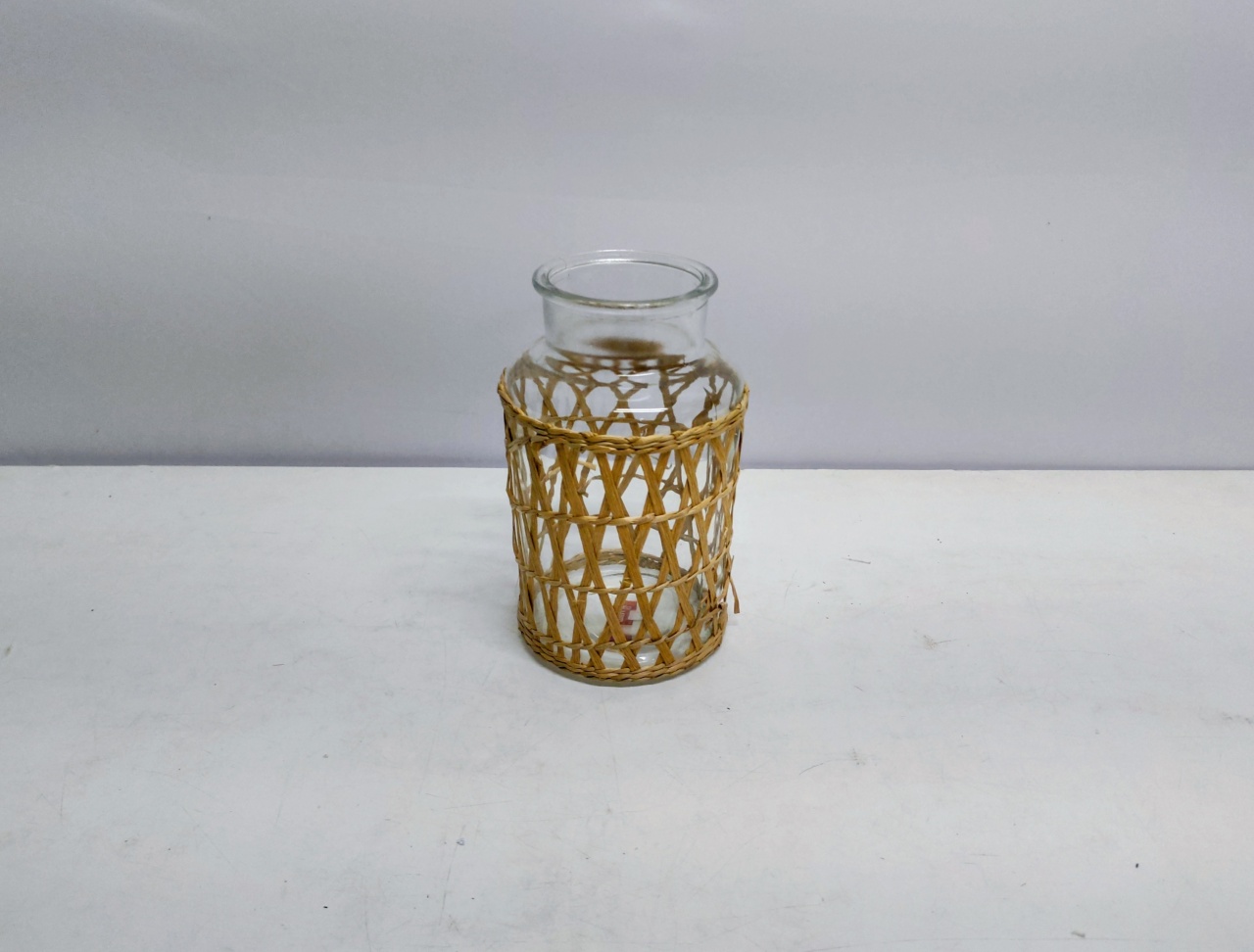 Vaso Com Fibra Natural 23Cm Alt X 13Cm Diametro  - BB Festas Aluguel 