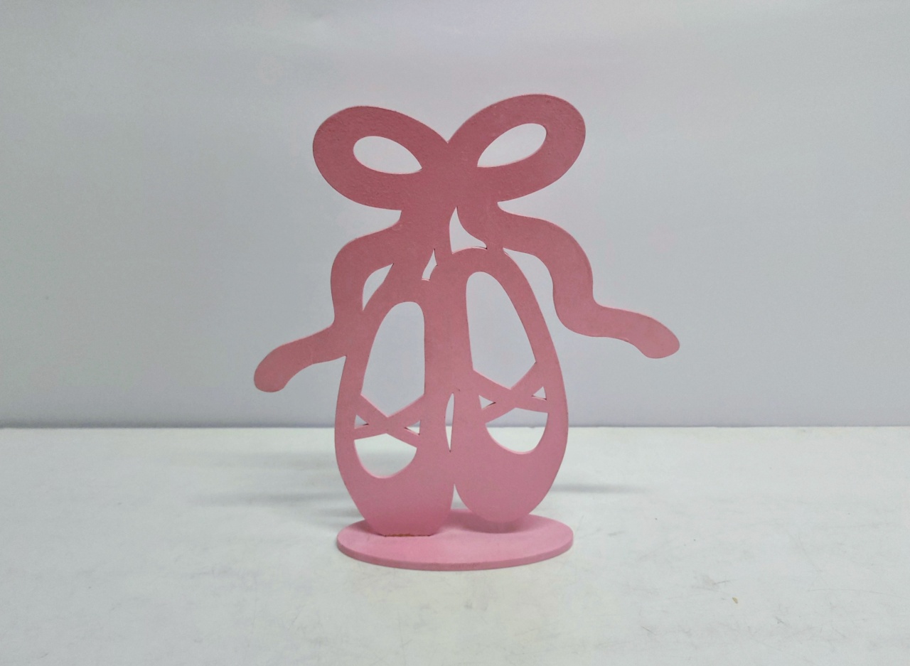 Totem Sapatilhas de Bailarina Rosa (Balé) 30Cm Alt X 17Cm Larg  - BB Festas Aluguel 