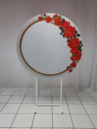 Painel Sublimado Redondo Rosas Vermelhas 1,30Cm - BB Festas Aluguel 