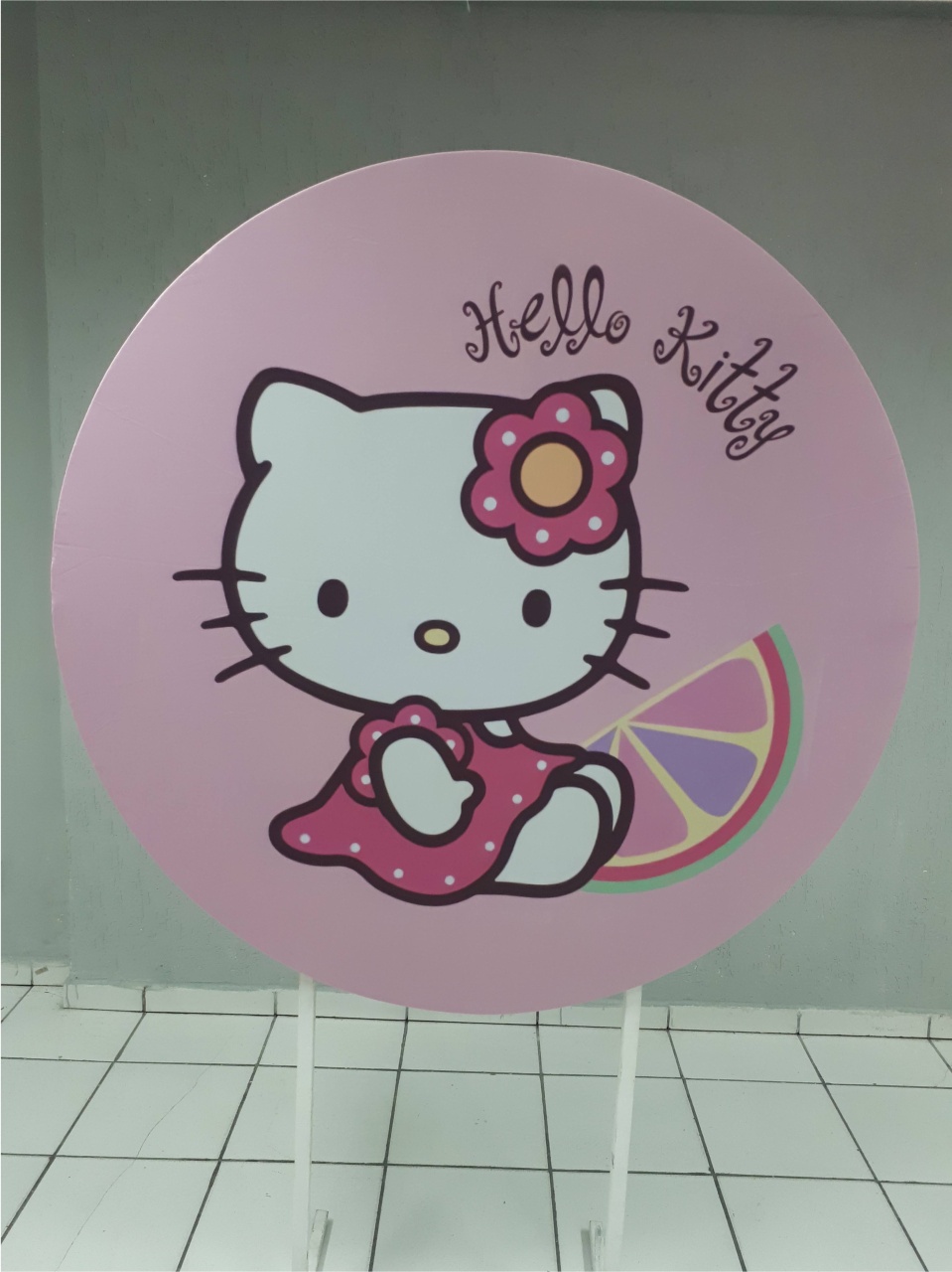 Painel Sublimado Redondo Hello Kitty 1,30Cm  - BB Festas Aluguel 